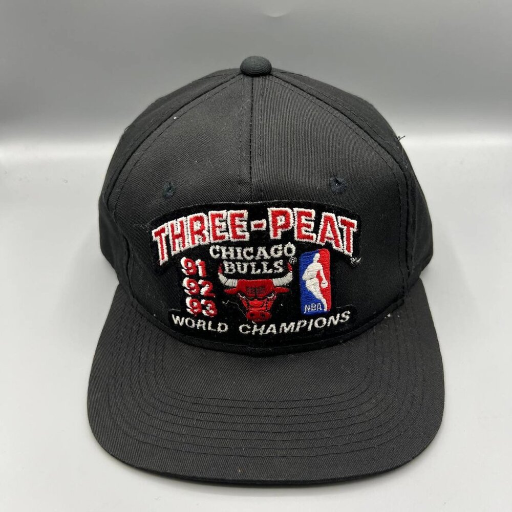 Vintage Chicago Bulls Hat Three-Peat World Champions Youngan Snapback Cap Jordan